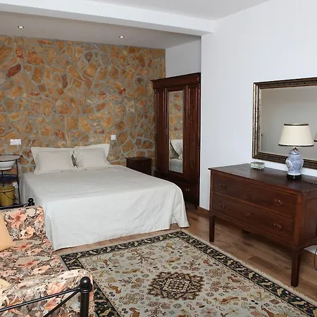 Casa De Santo Antonio